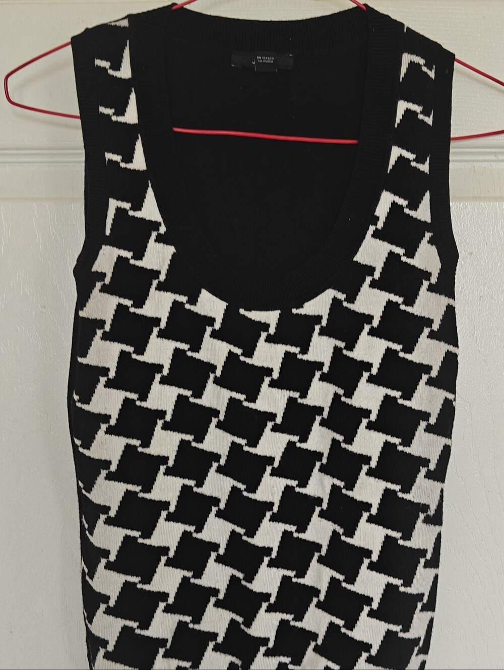 Jacob Black Knit Top/Sweater with White Accent